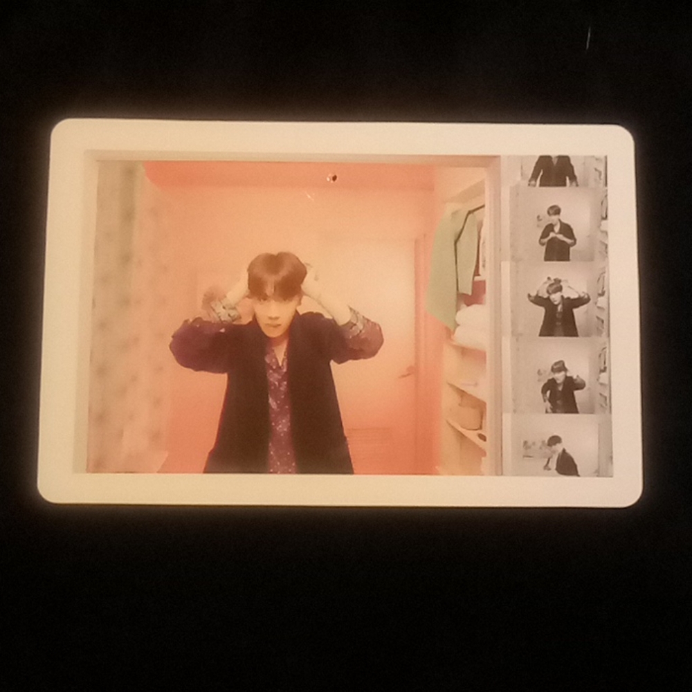 J-Hope Photocards - Picture 7 of 7